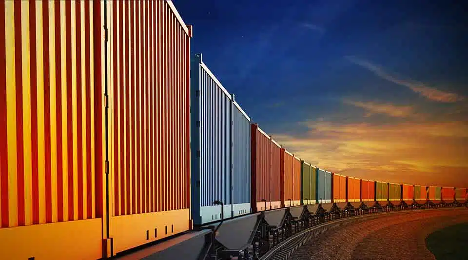 railcars-left-img